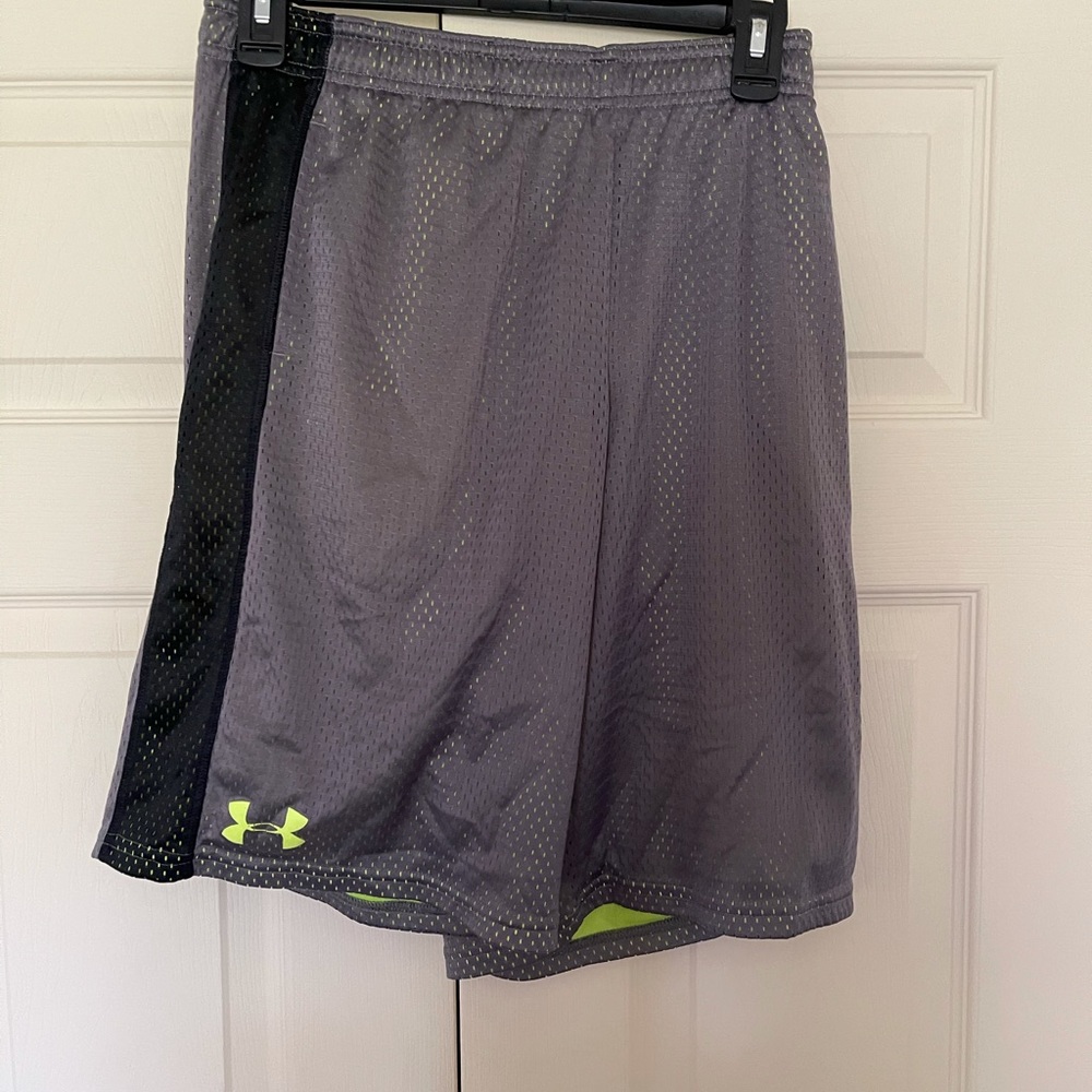 Youth boy Under Armour shorts